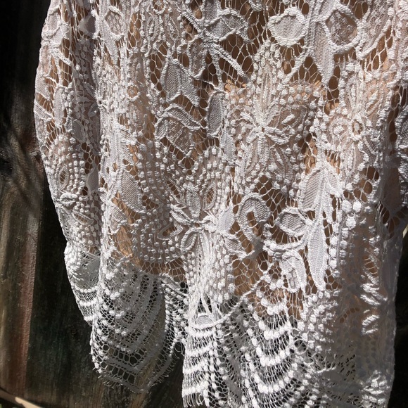 Express - White Lace Tank Top - Size Small Petite - Picture 12 of 15